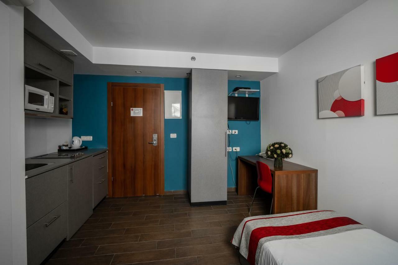 Maris Hotel Haifa Ruang foto