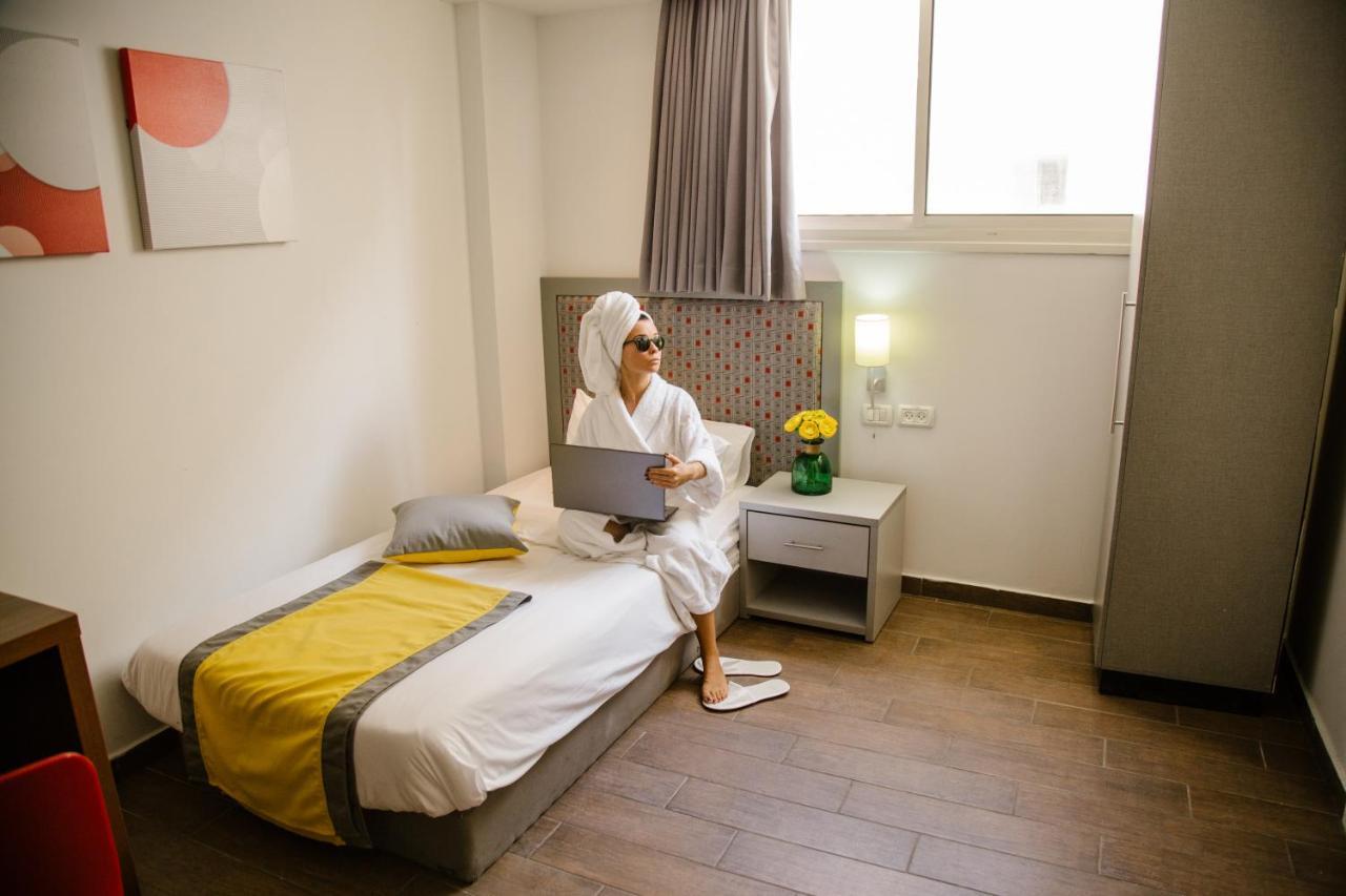 Maris Hotel Haifa Bagian luar foto
